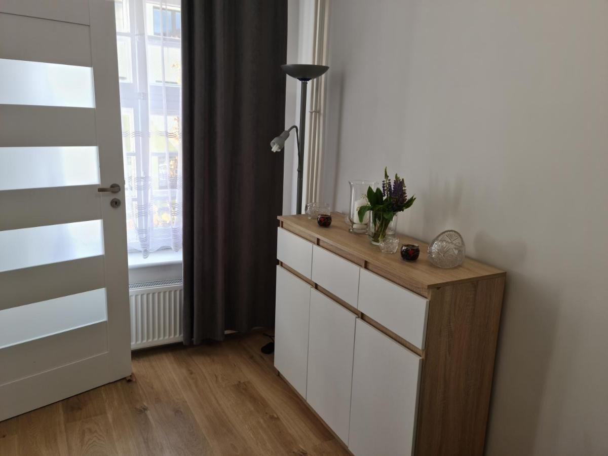 Apartament De Luxe Emily 耶莱尼亚古拉 外观 照片