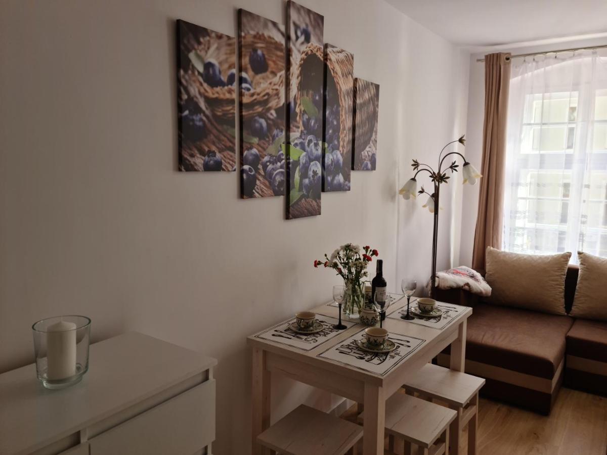 Apartament De Luxe Emily 耶莱尼亚古拉 外观 照片