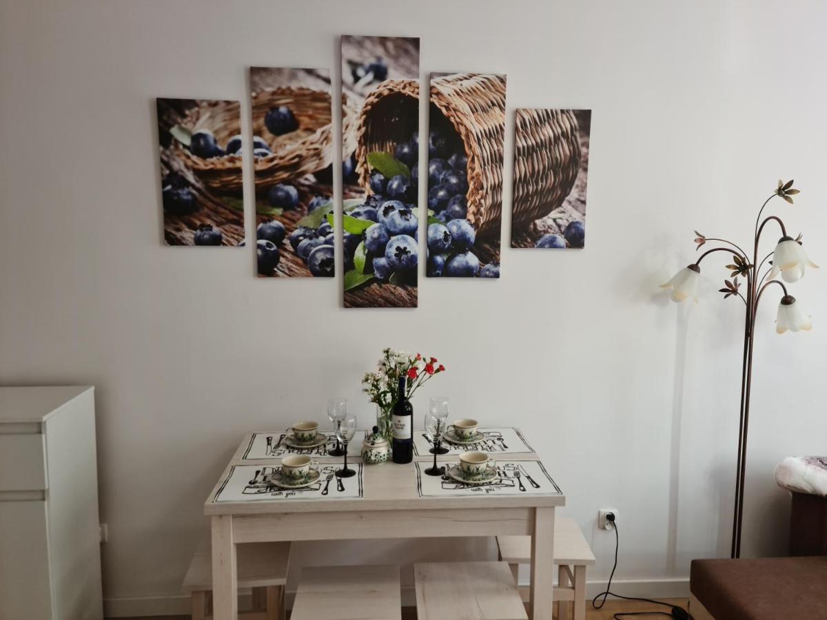 Apartament De Luxe Emily 耶莱尼亚古拉 外观 照片