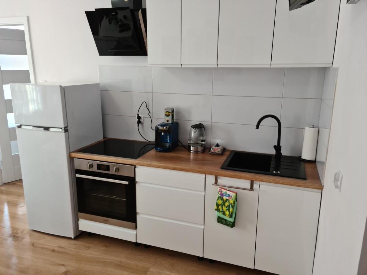 Apartament De Luxe Emily 耶莱尼亚古拉 外观 照片